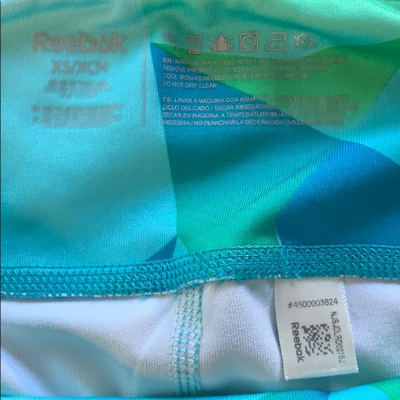 Reebok High Waisted Cropped Leggings - Picture 3 of 3